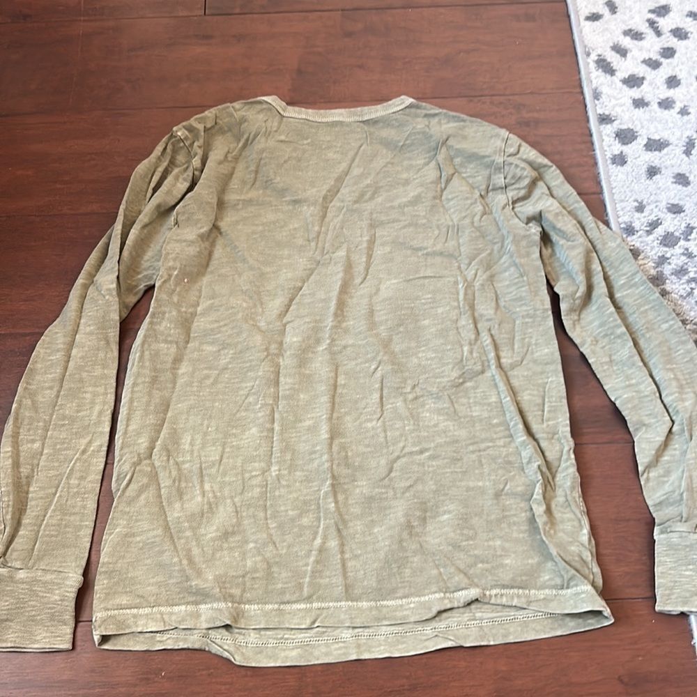 J. Crew Crewcuts Boys Brooklyn Gray Long Sleeved t-shirt Size Large - Picture 3 of 3
